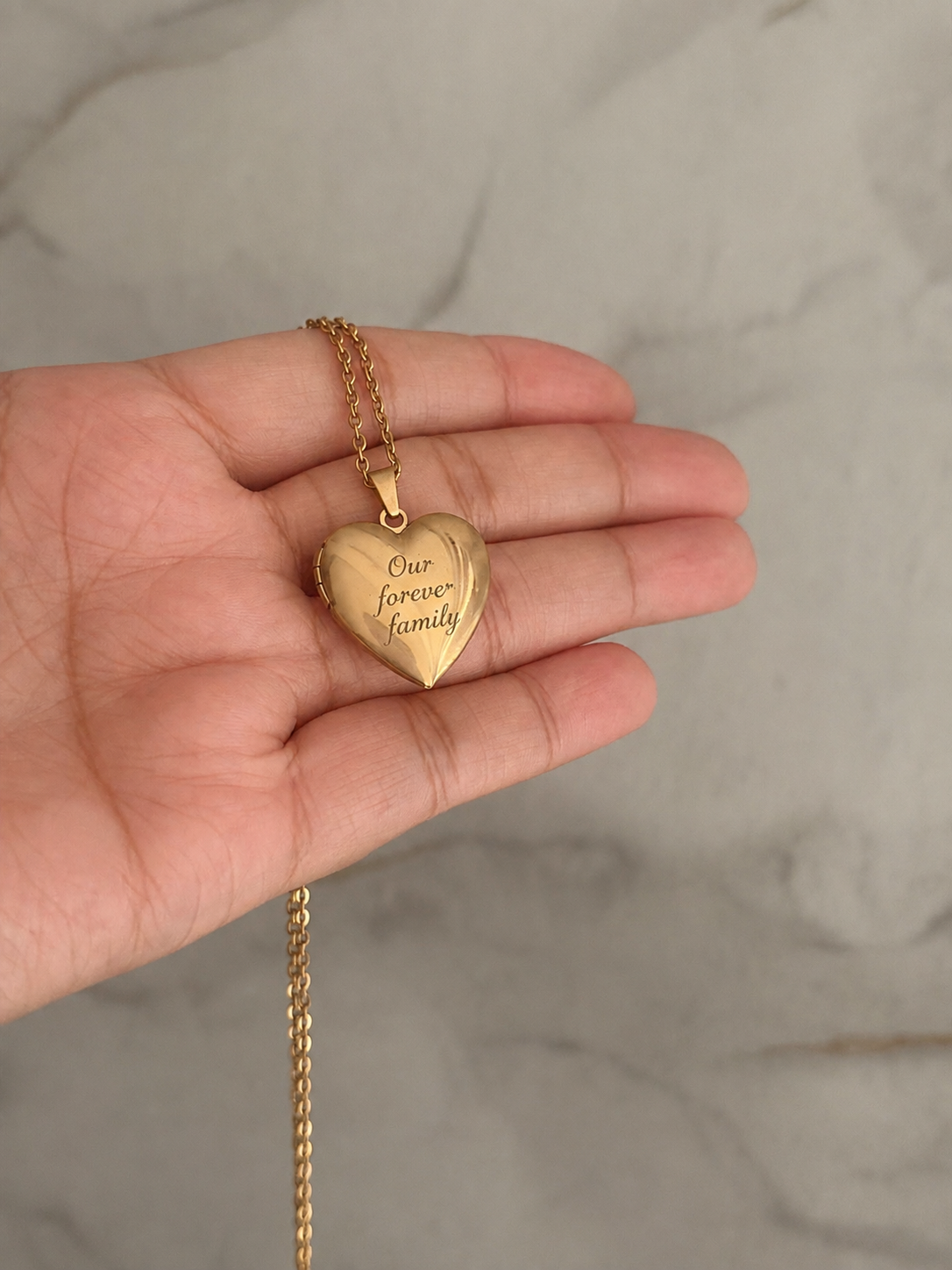 Keepsake heart locket