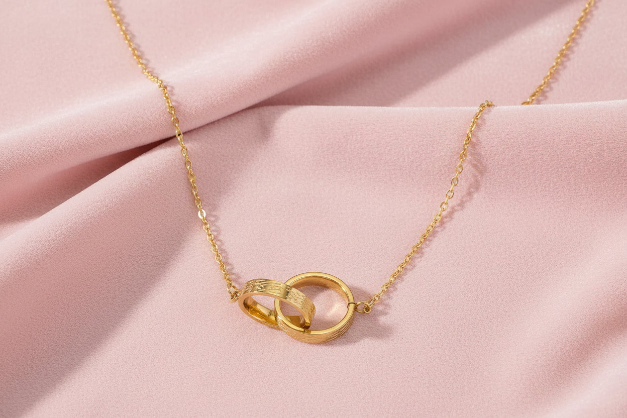Best-friends necklace