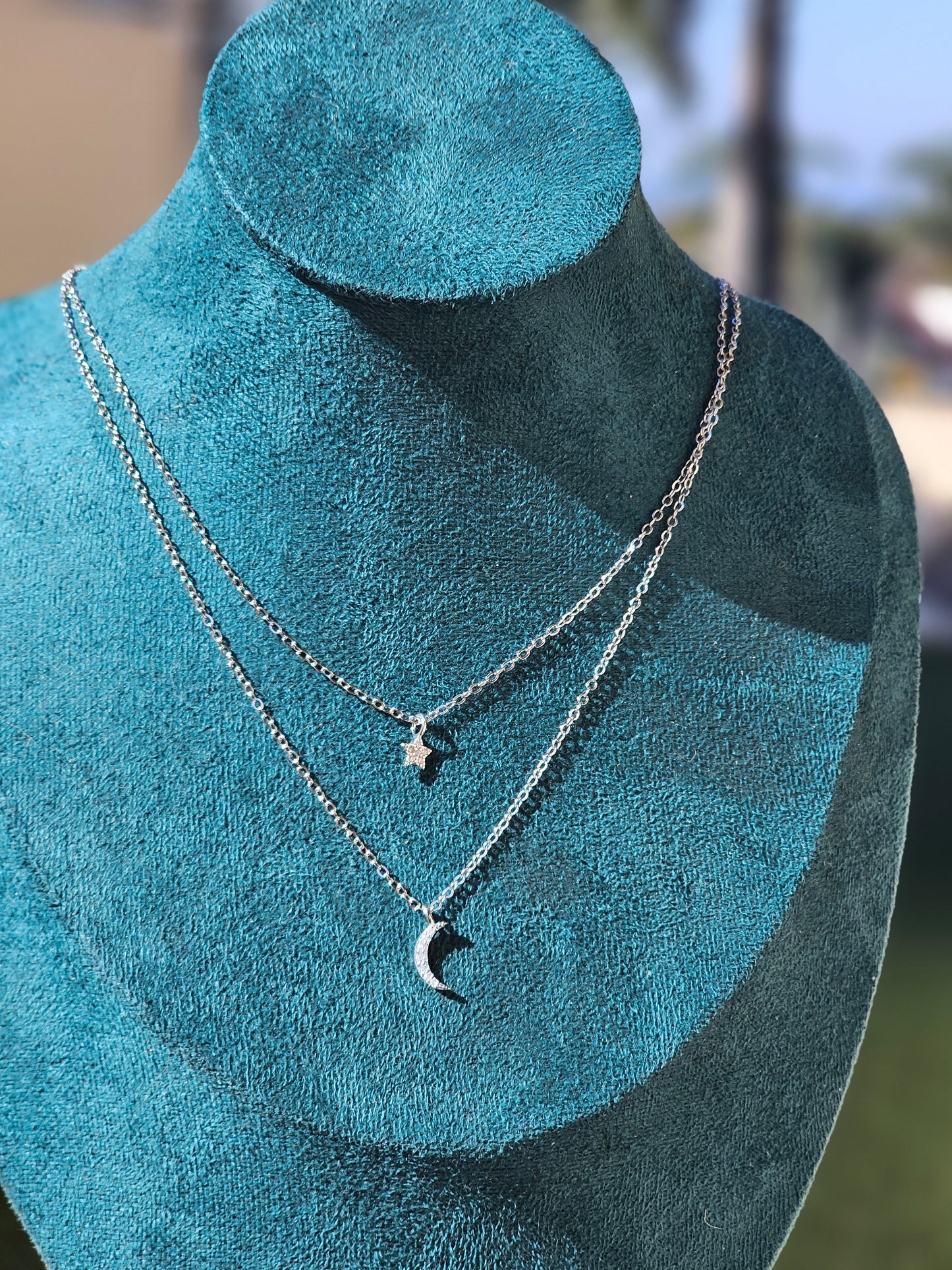 Star and moon layer necklace