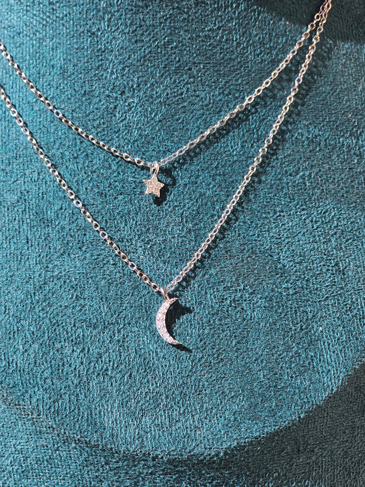 Star and moon layer necklace